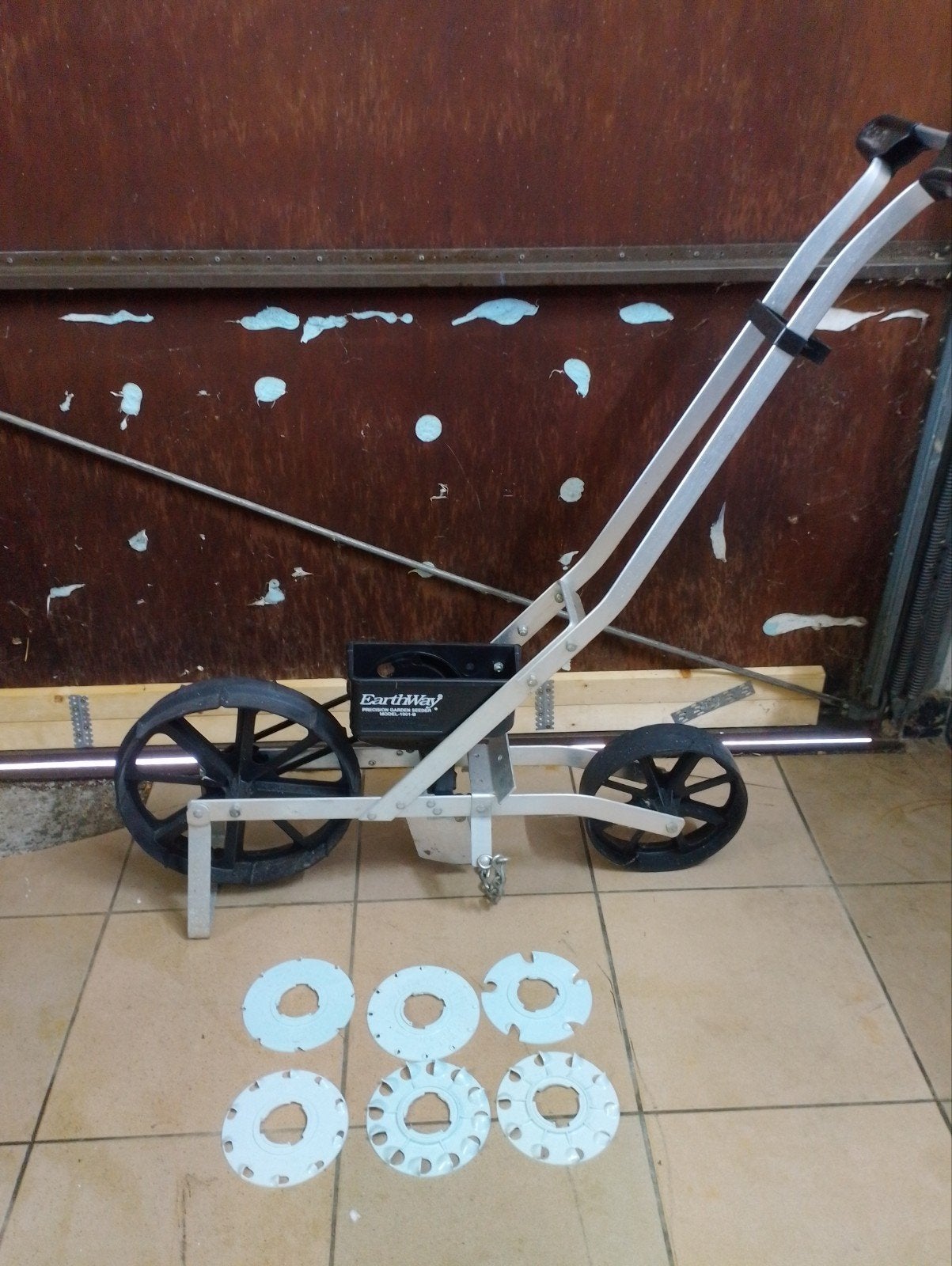Earthway seeder 1001-B, Tuin en Terras, Ophalen