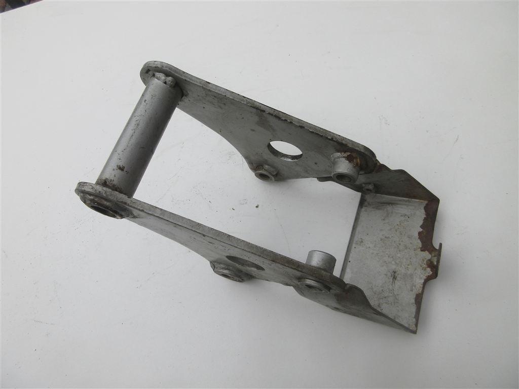 Suzuki GSX550 houder schokbrekerarm frame steun GSX 550 GN71, Ophalen of Verzenden, Gebruikt