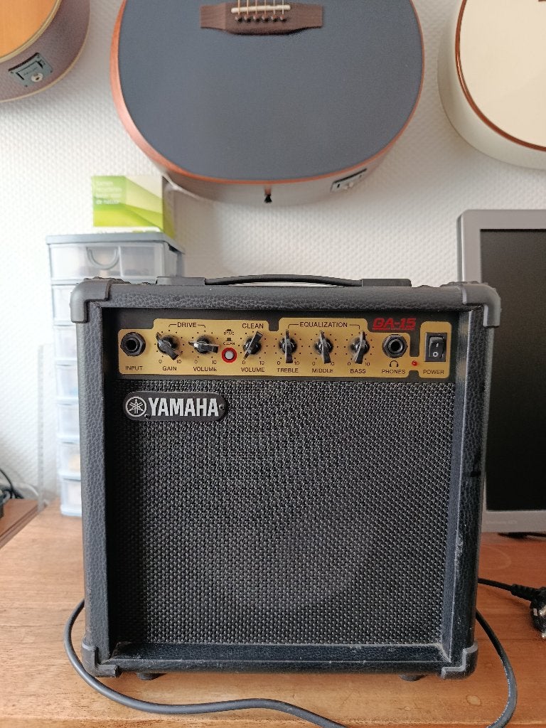 Gitaar versterker Yamaha GA-15, Ophalen of Verzenden, Gebruikt, Gitaar, Minder dan 50 watt