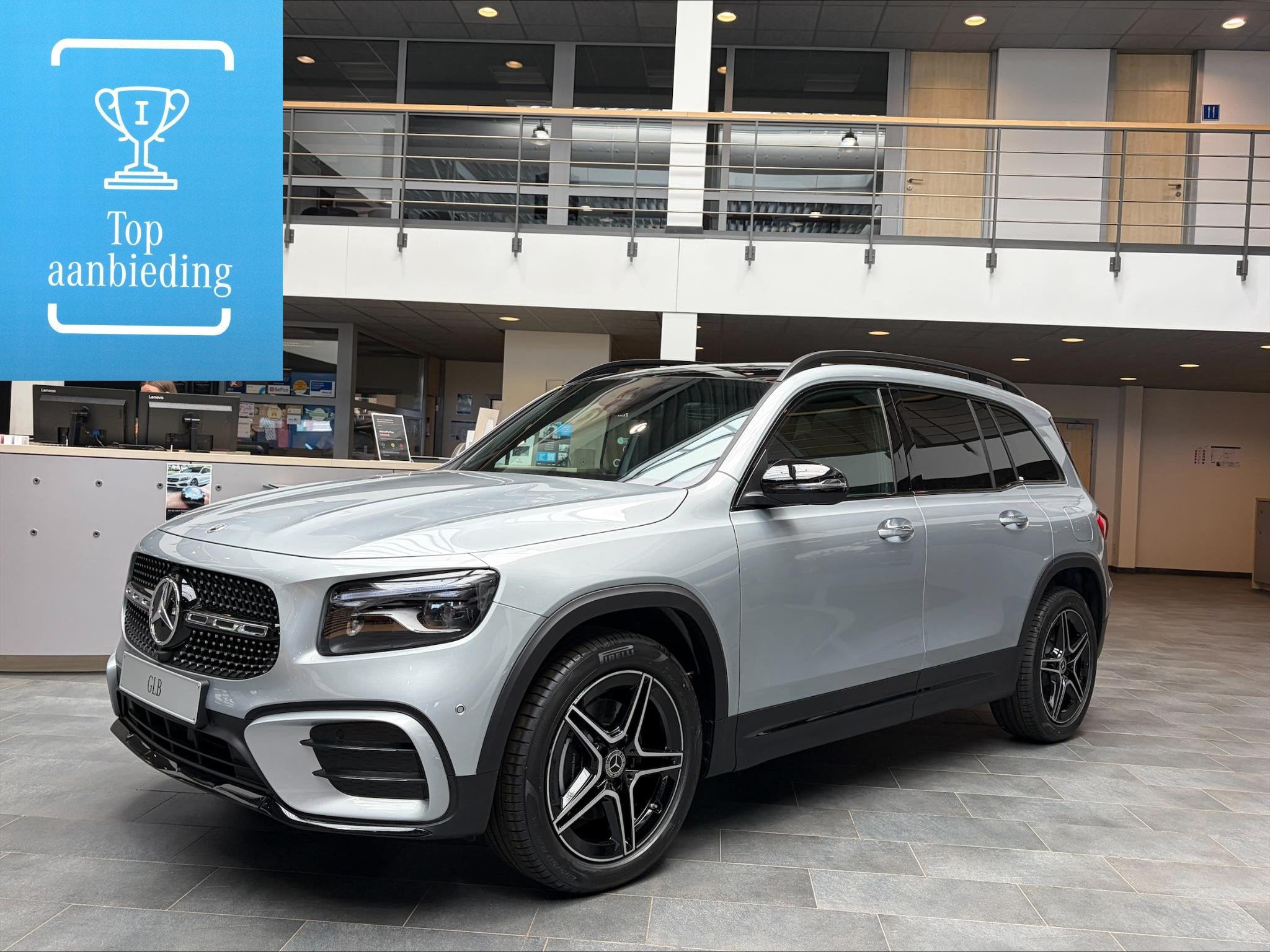 Mercedes-Benz GLB GLB 180 Star Edition Nieuwe wagen Dos 8271, Auto's, Stof, Zwart, 136 pk, Bedrijf