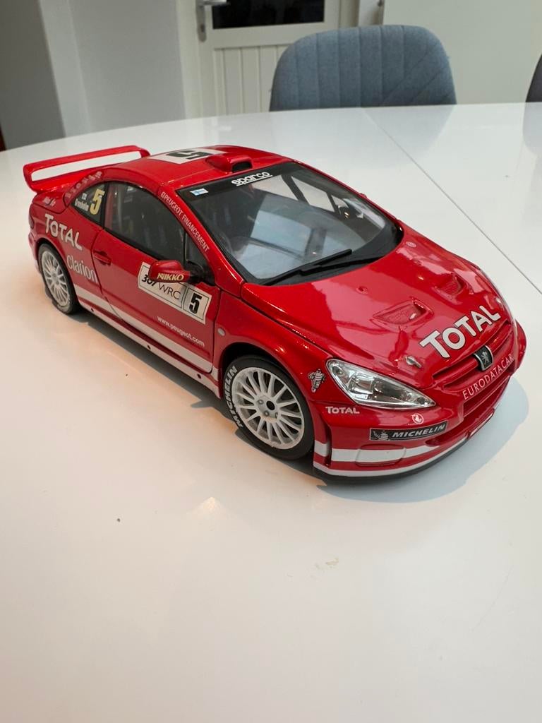 PEUGEOT 307 WRC 1/18 Gronholm super état, Enlèvement ou Envoi, Comme neuf, Voiture, Maisto