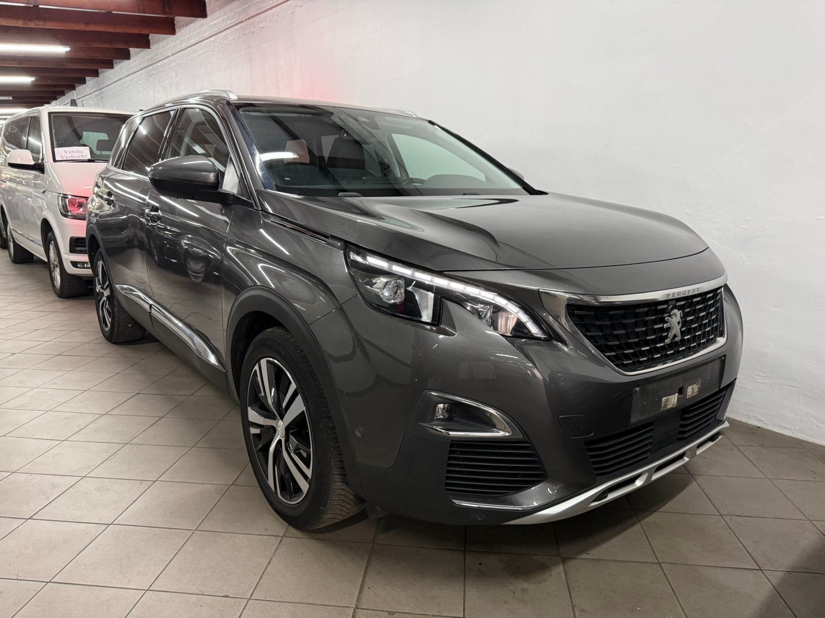 PEUGEOT 5008 AUTOMATIQUE 7PL. FULL OPTIONS, Automaat, Monovolume, 4 cilinders, 7 zetels
