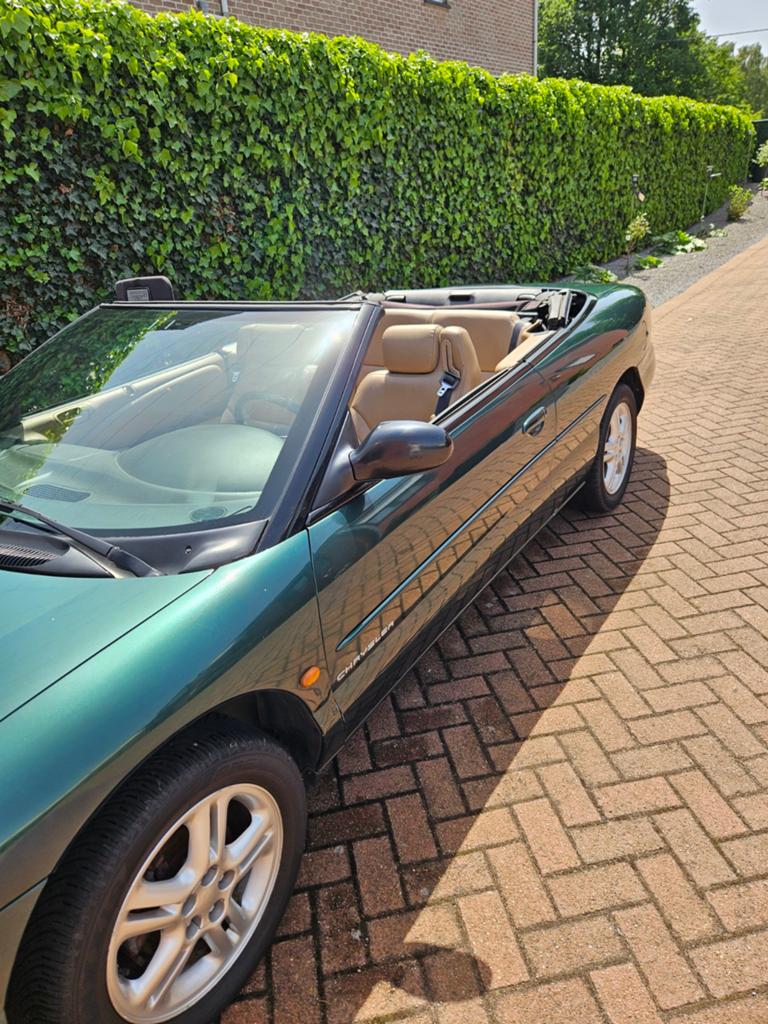 Chrysler Stratus LX Cabriolet, Autos, Oldtimers & Ancêtres, Cuir, Achat, Beige, Boîte manuelle