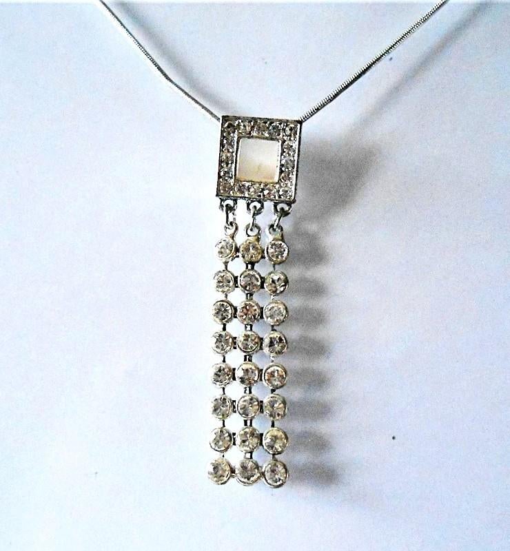 AVON : la parure: collier + boucles, Enlèvement ou Envoi, Neuf, Argent, Argent
