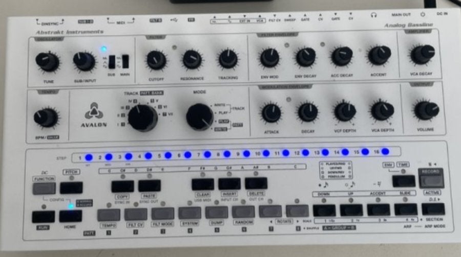 avalon bassline abstrakt instruments, Enlèvement ou Envoi, Neuf, Avec connexion MIDI