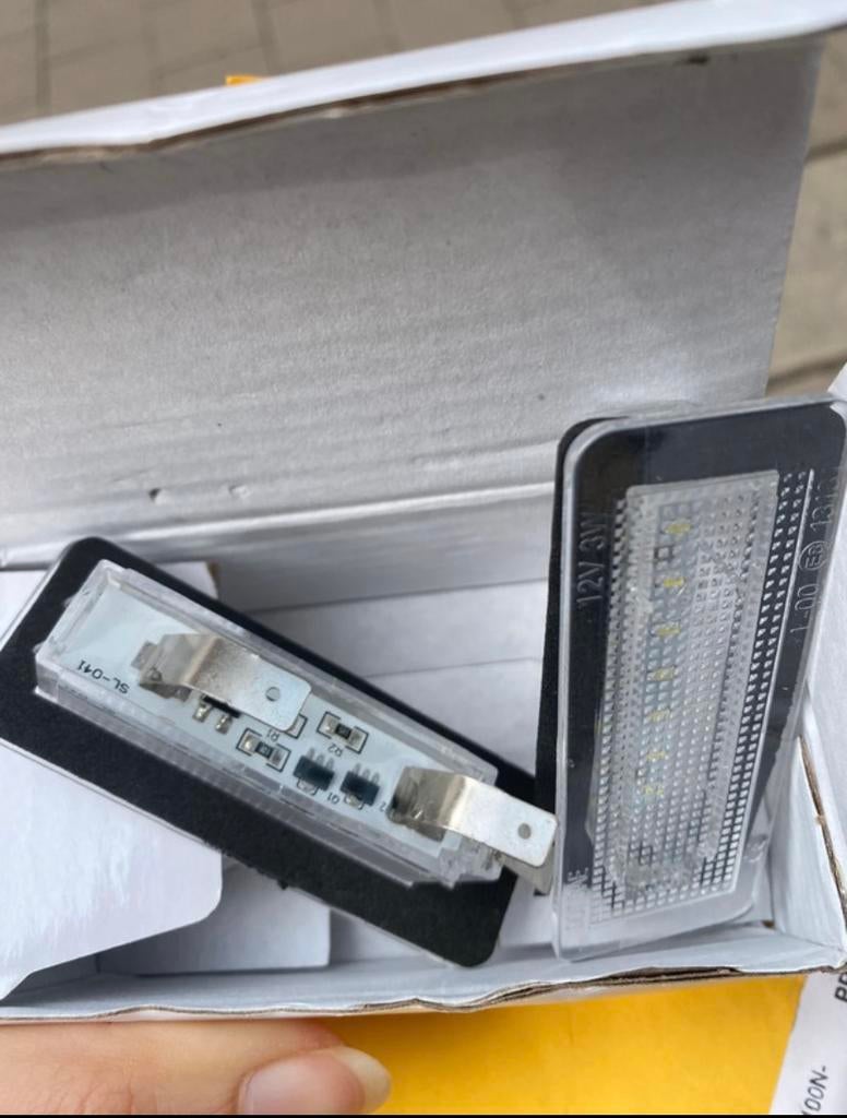 Éclairage de plaque d'immatriculation à LED, Autos : Divers, Tuning & Styling, Enlèvement