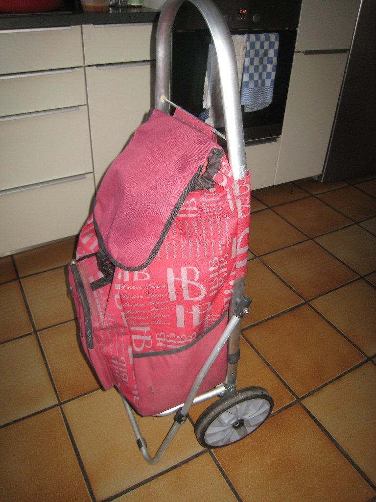 caddie courses B L grosse armature aluminium gdes roues, Collections, Pièces de caddie, Enlèvement