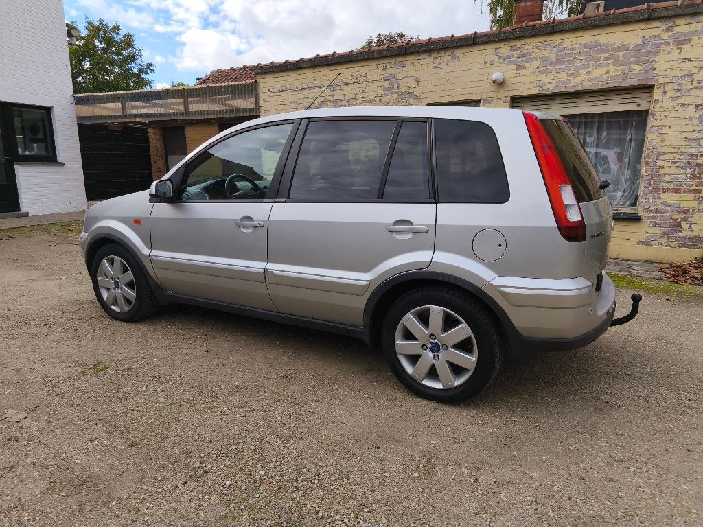 Ford Fusion+ 1.6i essence, climat, carplay, AUTOMATIQUE, Argent ou Gris, Achat, Fusion, Entretenue par le concessionnaire