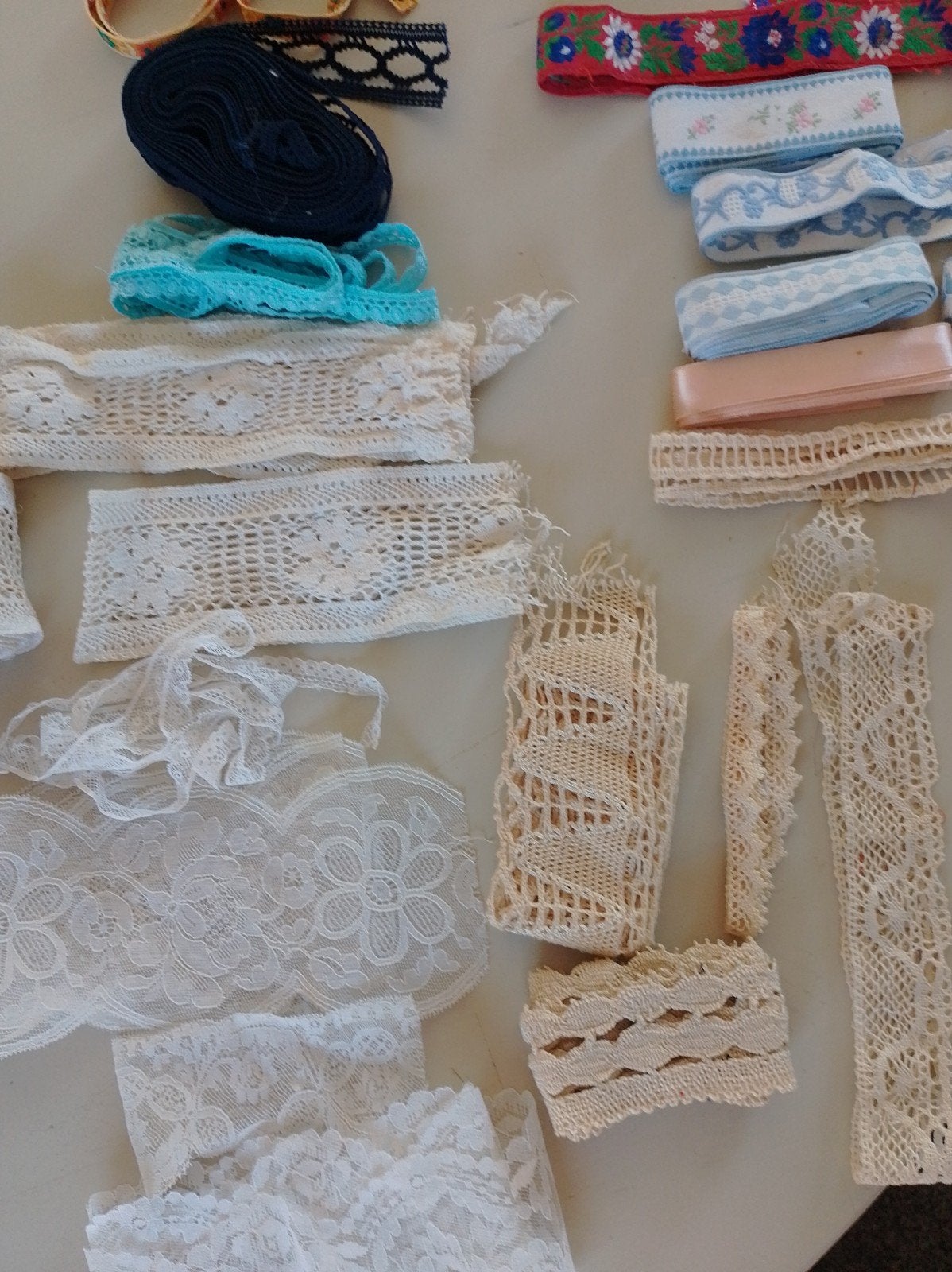Oude kantjes, lintjes, Ophalen of Verzenden