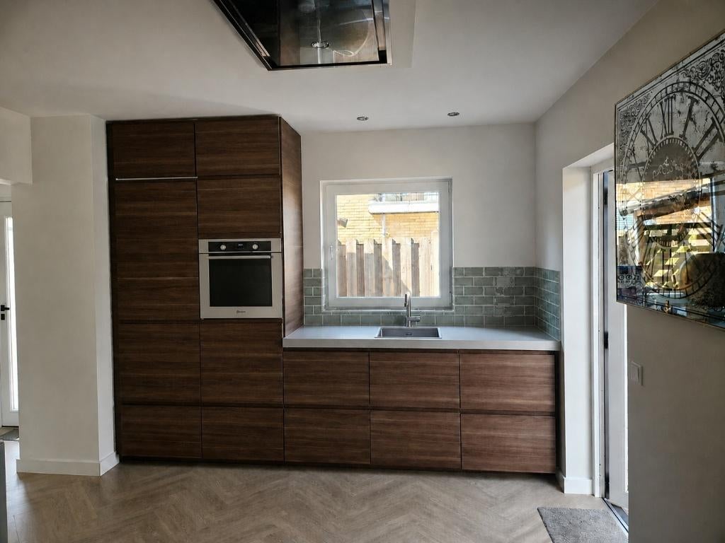 Complete keuken, Maison & Meubles, Cuisine | Cuisines complètes, Utilisé, Composite, Sans poignée, Avec îlot, Enlèvement