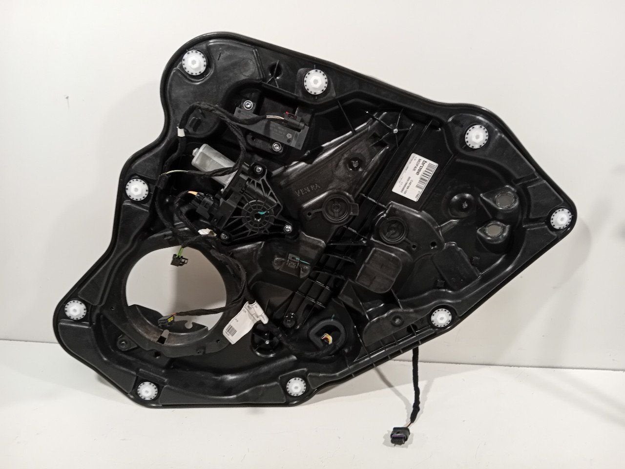 Raammechaniek elektrisch rechts achter Fiat 500X, Onderdelen@venauto.nl, Van der Ven Autorecycling B.V., Ettenseweg 76, 4706 PB Roosendaal, The Netherlands
