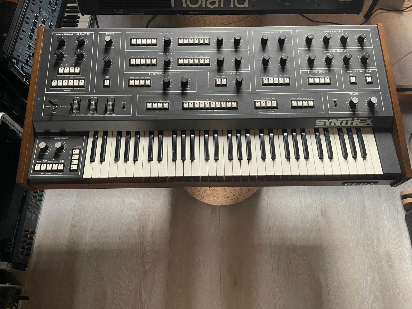 Elke Synthex in excellent condition, with Tauntek upgrade, Ophalen, Zo goed als nieuw
