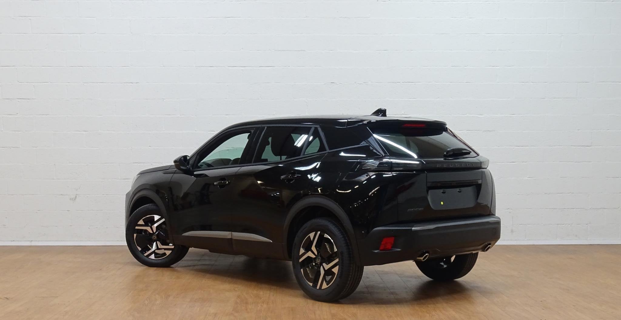 Peugeot 2008 1.2 HYBRID 145 e-DSC6 Allure, Auto's, Stof, Gebruikt, Bluetooth, 110 g/km