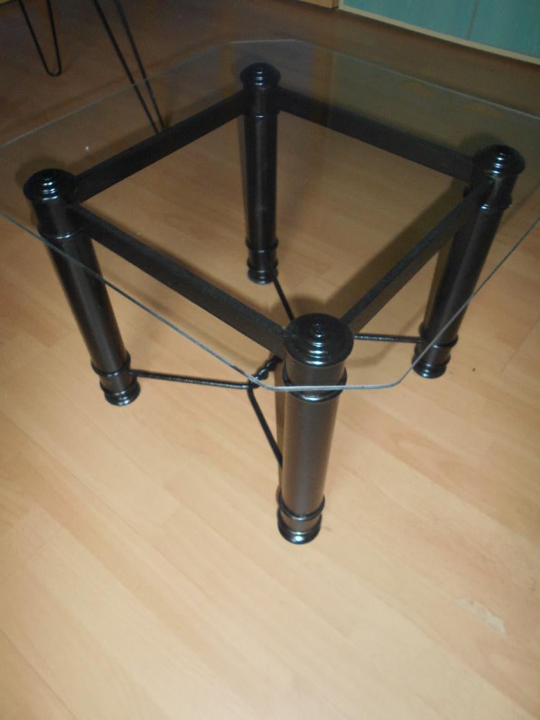 PETITE TABLE STYLE INDUSTRIEL VERRE/METAL, Enlèvement
