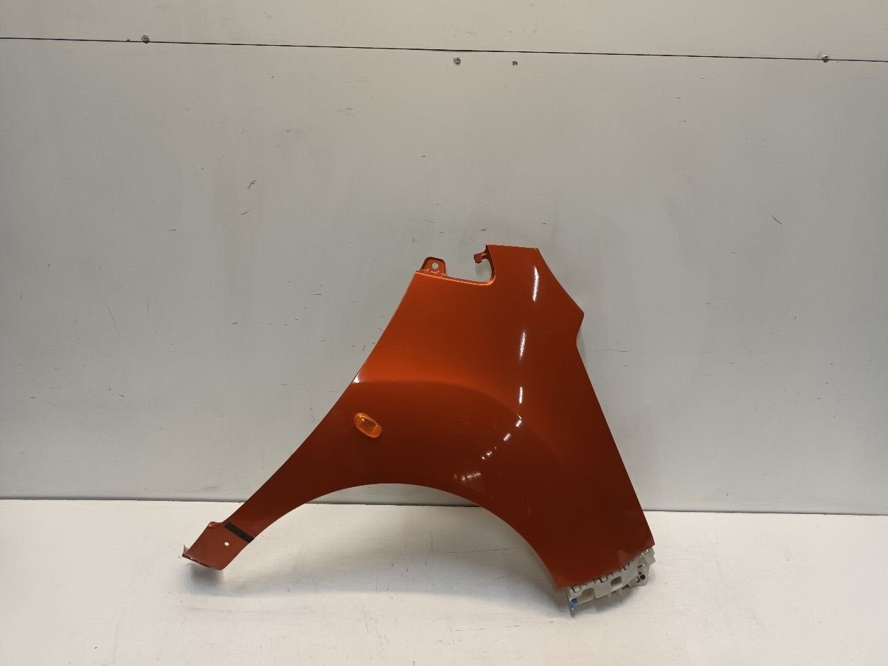 Spatbord rechts voor Chevrolet Spark, Onderdelen@venauto.nl, Van der Ven Autorecycling B.V., Gebruikt, Ettenseweg 76, 4706 PB Roosendaal, The Netherlands
