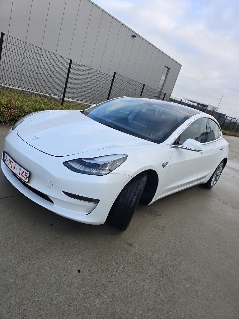 Tesla model 3, Autos, Cuir, Achat, Noir, 5 portes