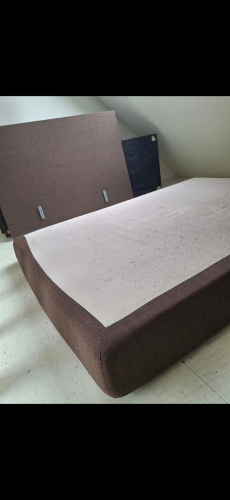 Boxspring in goeie staat, Ophalen, Twijfelaar