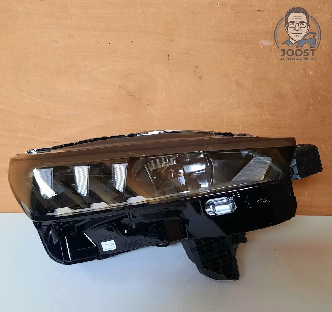 Koplamp orgineel LED nieuw Peugeot 3008 v.a 2023 9815217180, Neuf, Enlèvement ou Envoi, -Quai Le Gallo, 92100 Boulogme-Billancourt, Frankrijk