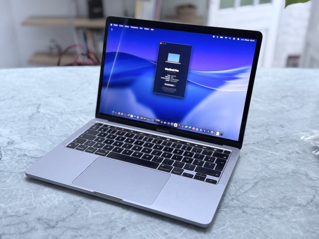 MacBook Pro M1 Touch Bar, Informatique & Logiciels, Apple Macbooks, 256 GB, Comme neuf, Azerty, 8 GB