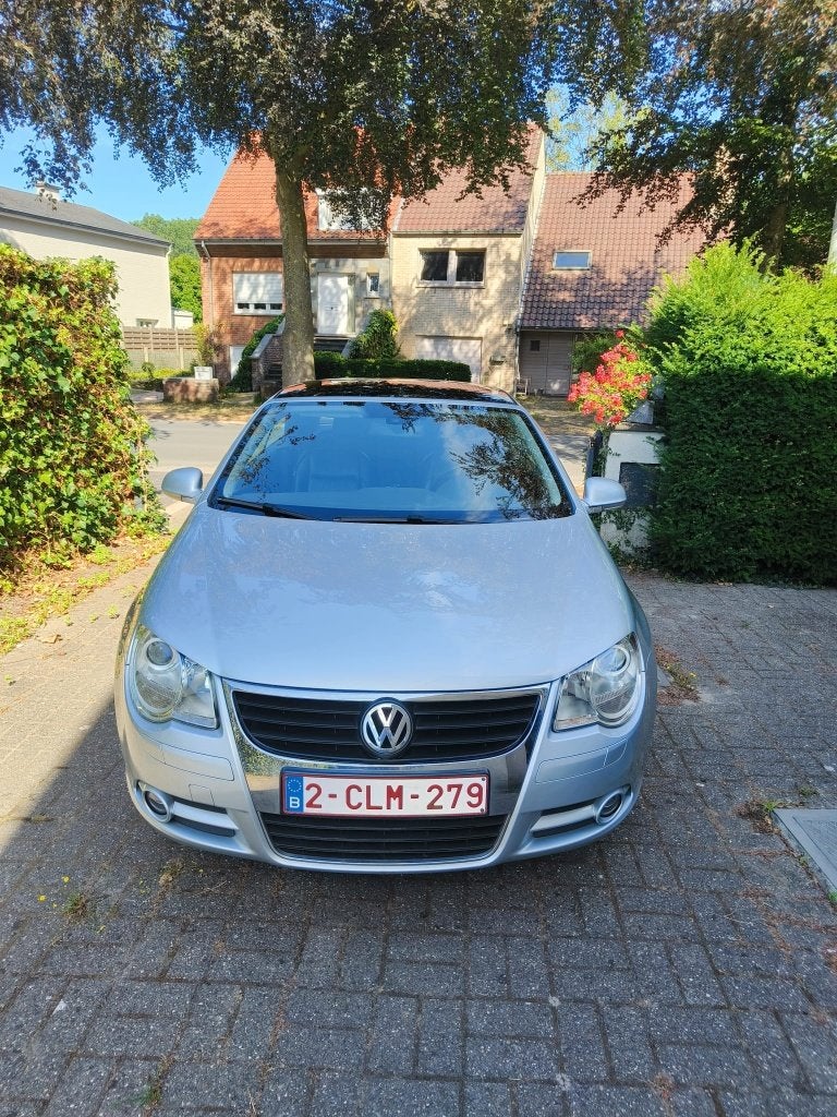 Volkswagen EOS 2.0 FSI - 120000km, 1984 cc, Leder, Handgeschakeld, 2 deurs