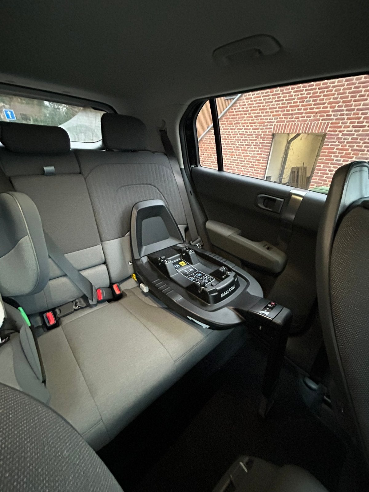 Siege auto Maxi-casi avec base isofix, Enfants & Bébés, Neuf, Mode veille, Enlèvement ou Envoi, 0 à 18 kg