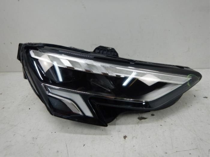 Audi A3 8Y VOLLED Koplamp Rechts, Auto-onderdelen, Ophalen of Verzenden, Gebruikt