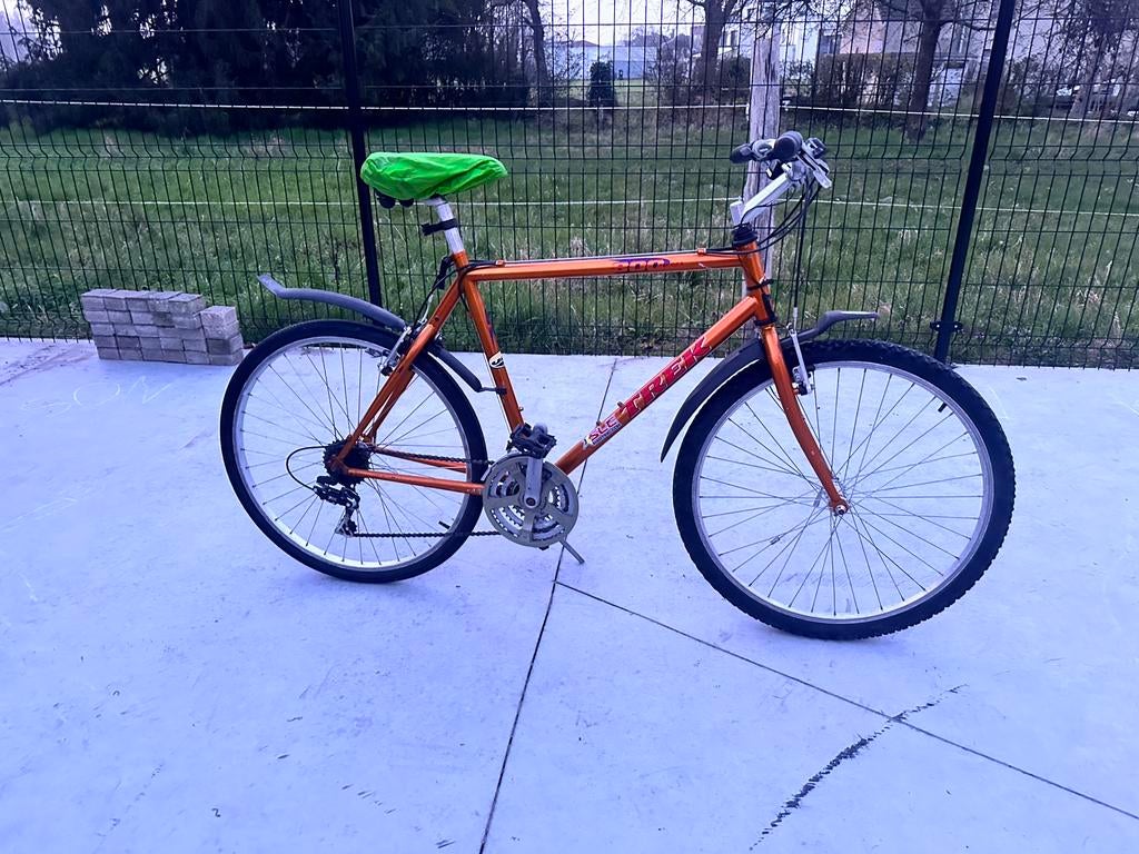 VTT Trek 800 sports, Enlèvement, Comme neuf