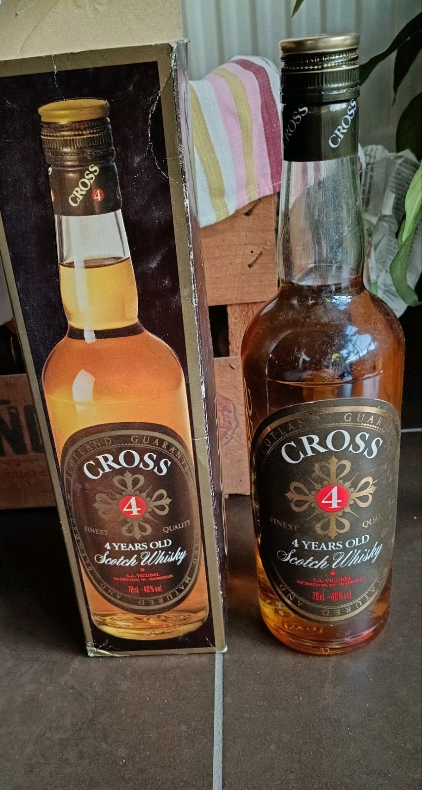 Cross 4 Years Old Scotch Whisky (1983), Enlèvement, Pleine