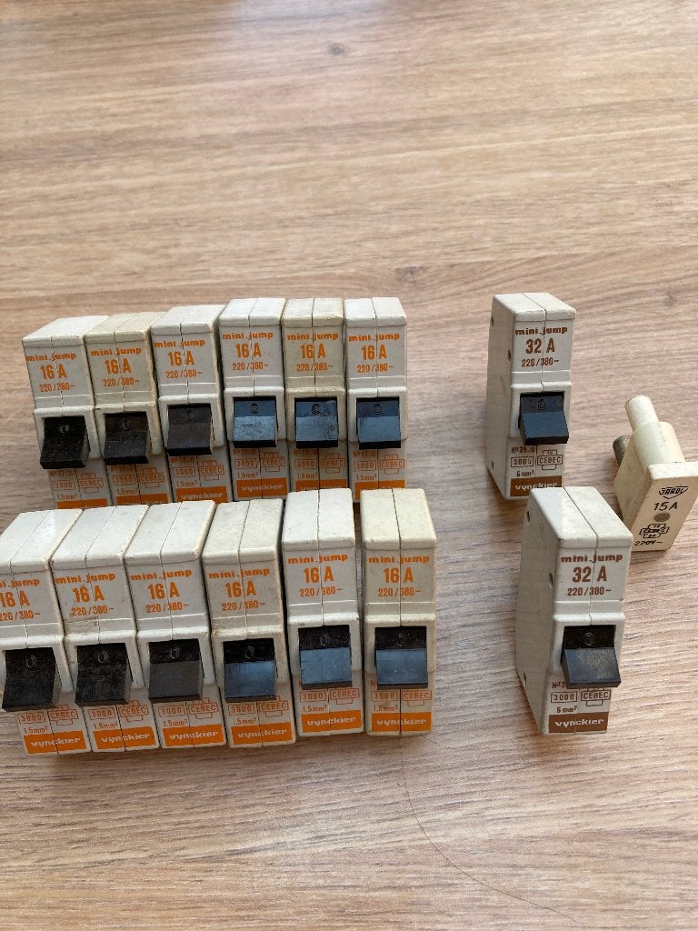 Zekeringen Mini-Jump, Doe-het-zelf en Bouw, Ophalen of Verzenden, Gebruikt