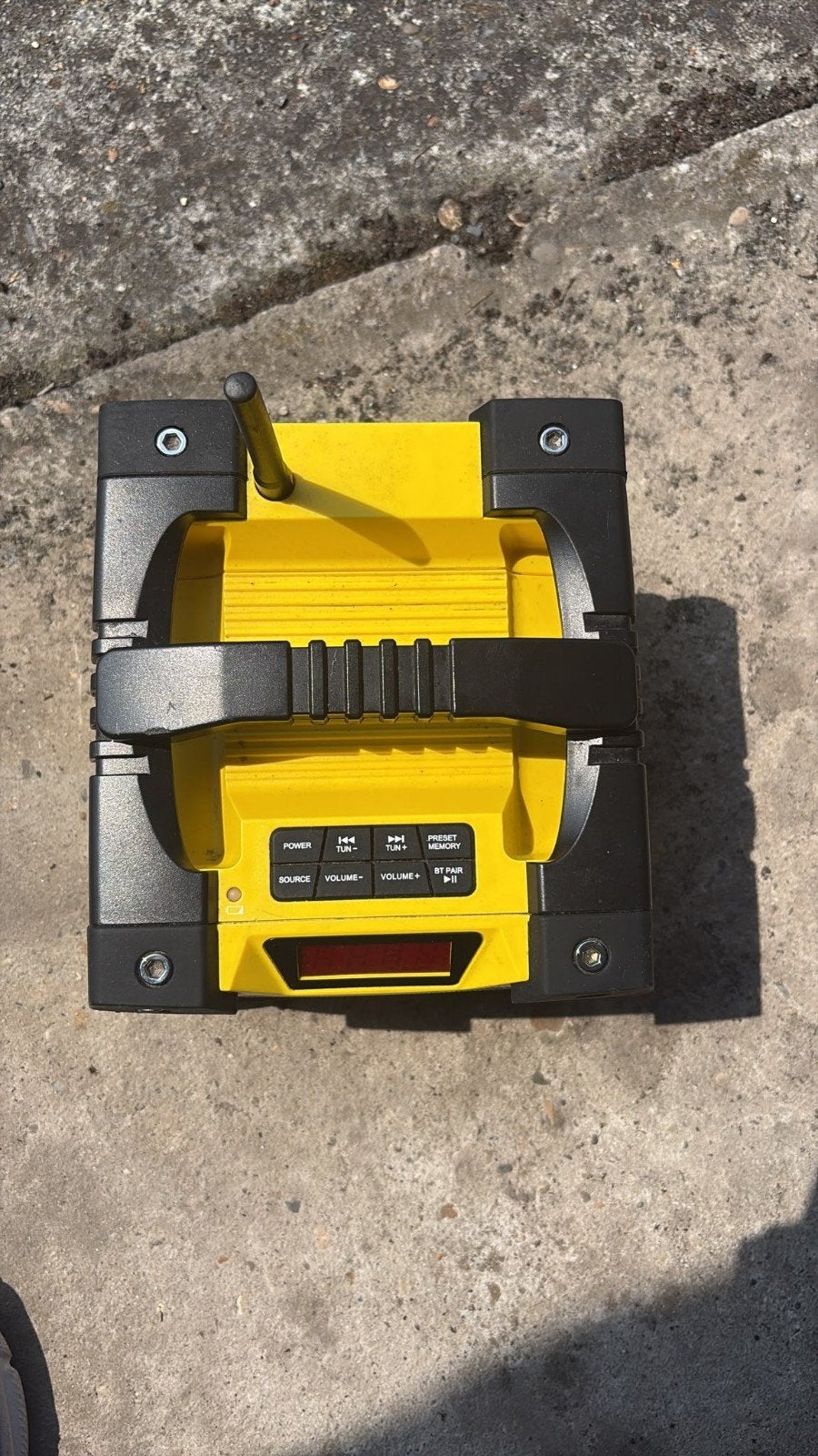 Gunstiger  baustellensound  maginon  radio ab 16  met oplad, Doe-het-zelf en Bouw, Bouwverlichting, Ophalen