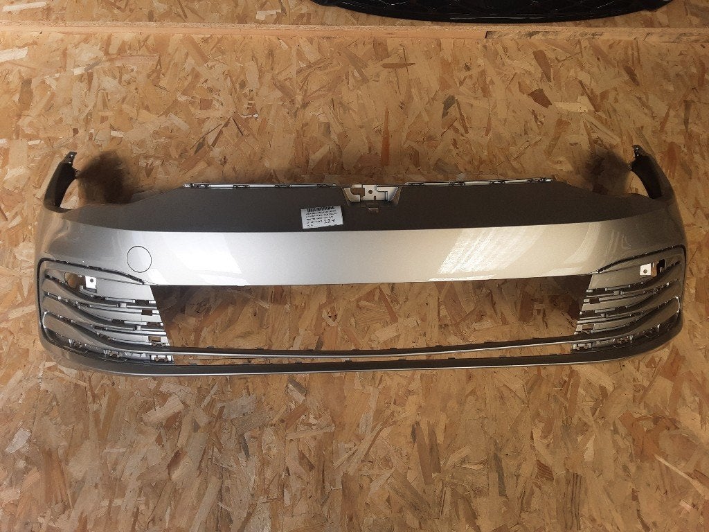 BUMPER VOOR Volkswagen Golf VIII (CD1) (5H0807221H), Gebruikt, Mevr. I. Hauben, Bumper, Rue de l'Espoir 34 34
4030  GRIVEGNÉE, BE