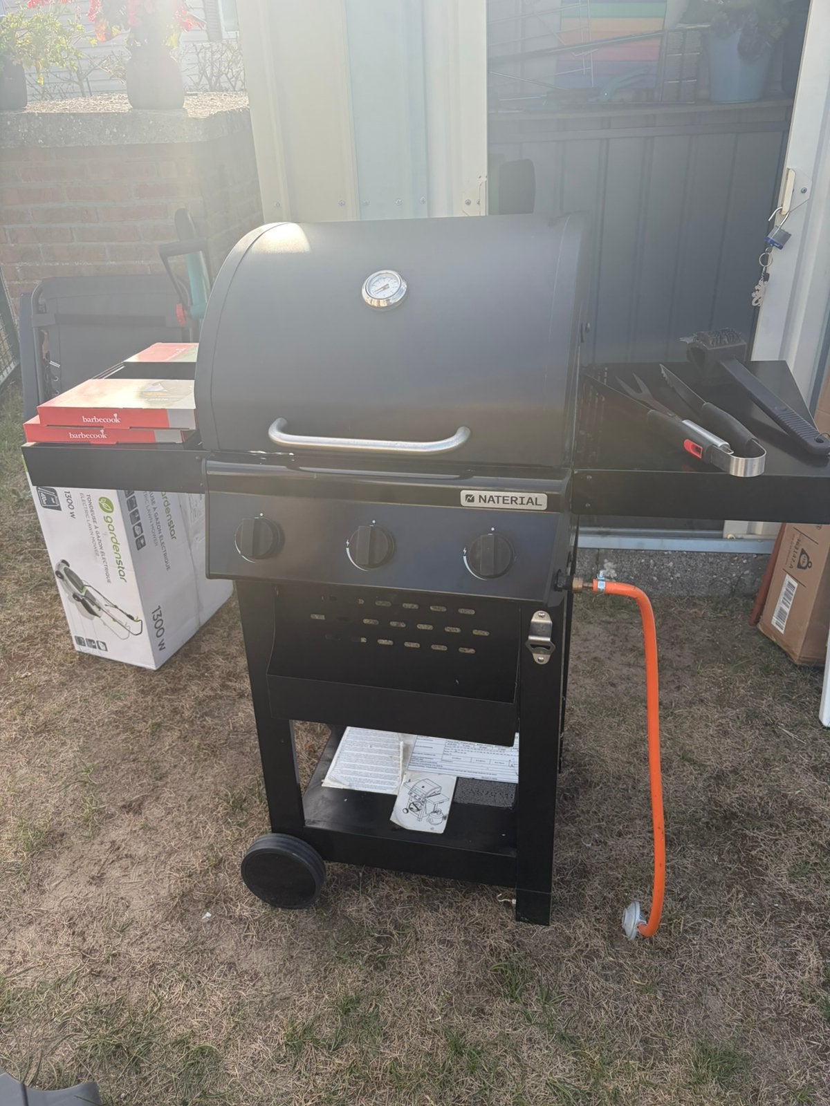 Gasbarbecue amper gebruikt+ nieuwe hoes etc, Tuin en Terras, Ophalen, Zo goed als nieuw
