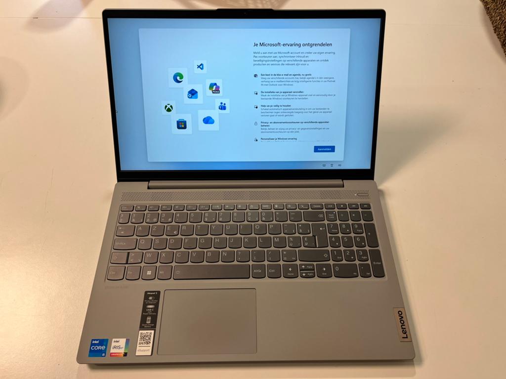 Lenovo IdeaPad 5 15ITL05 (specifiek type: 82FG01RGMB)., Ophalen, Zo goed als nieuw, SSD, Azerty