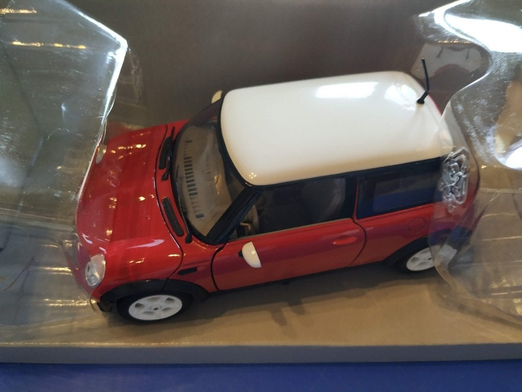 mini cooper mooie auto op schaal schiuco nieuw, Ophalen of Verzenden, Auto
