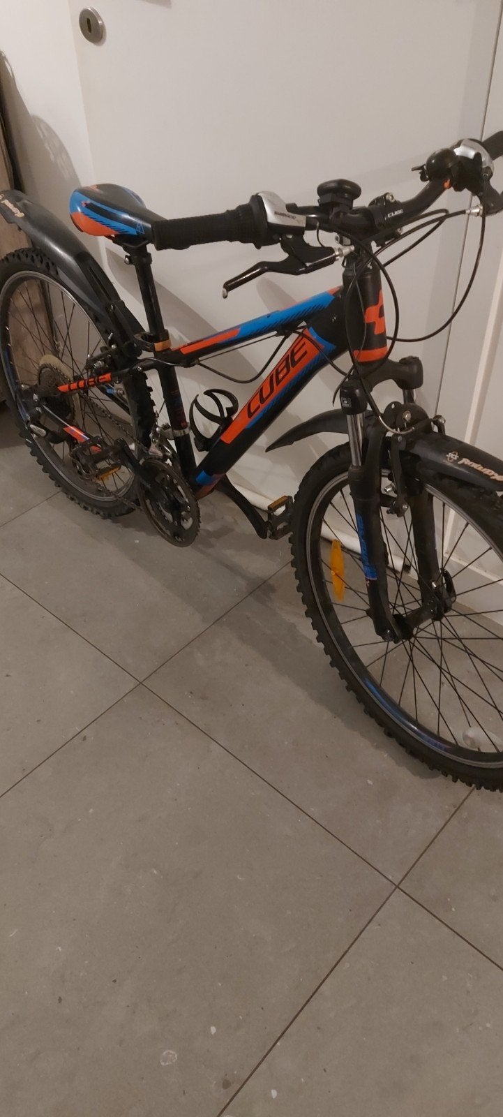 mountainbike cube 24 inch Volledig in orde, Fietsen en Brommers, Ophalen of Verzenden