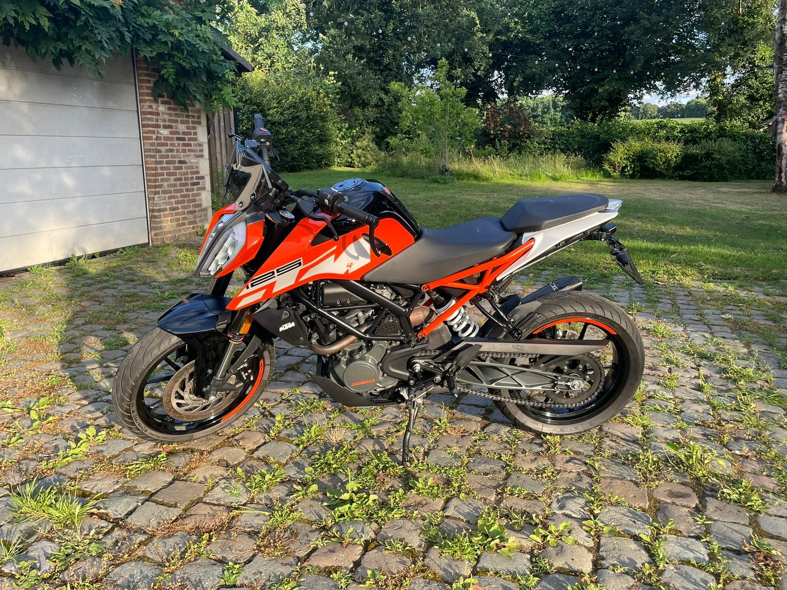 KTM Duke 125 2019, Motos, Motos | KTM, Particulier, Naked bike, jusqu'à 11 kW, 1 cylindre, Permis Moto A1 minimum, ABS, Éclairage LED