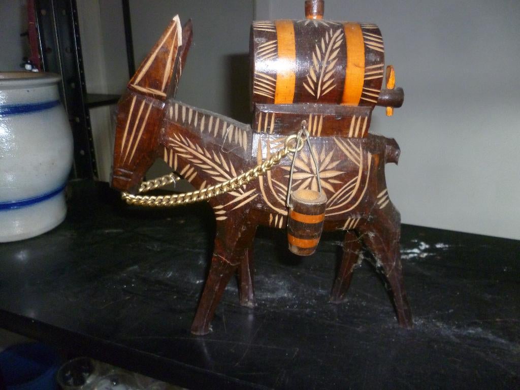 HOUTEN EZELTJE MET TON, Ophalen