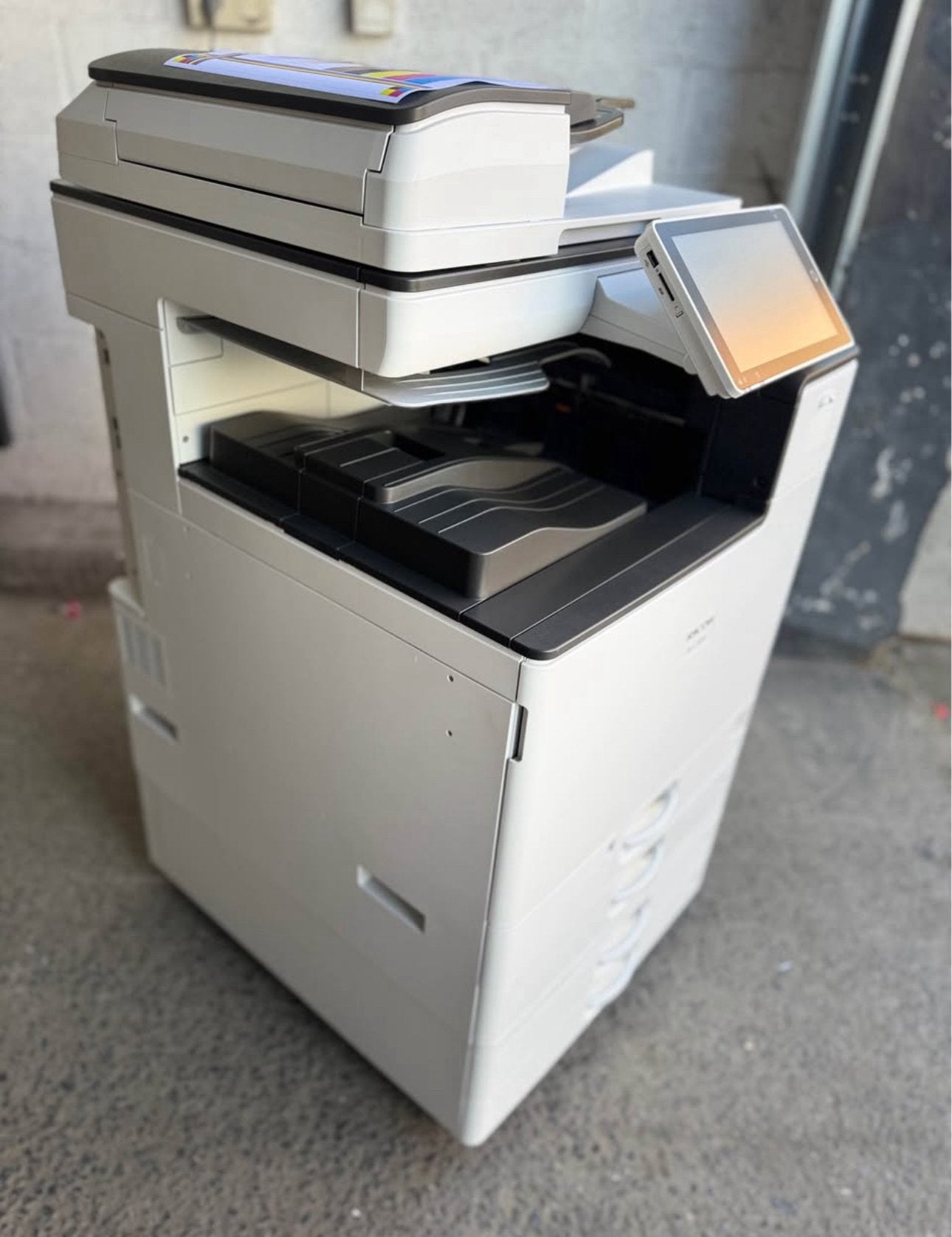 copieur Pro Couleur  RICOH IM C3000  Garantie 2 ans (New), Copier, Wi-Fi intégré, Enlèvement, Imprimante laser