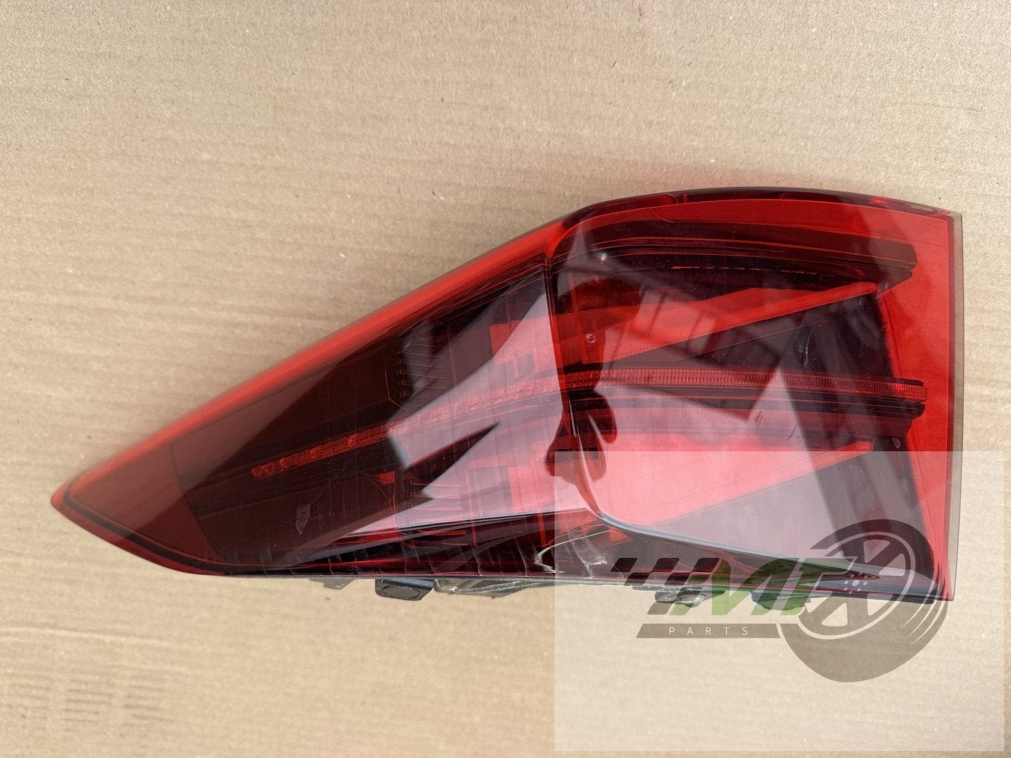 Cupra Formentor achterlicht RECHTS 5FF945208A OEM, Enlèvement ou Envoi, - customercare@seat.es, - Autovía A-2, Km 585 08760 Martorell  Espana