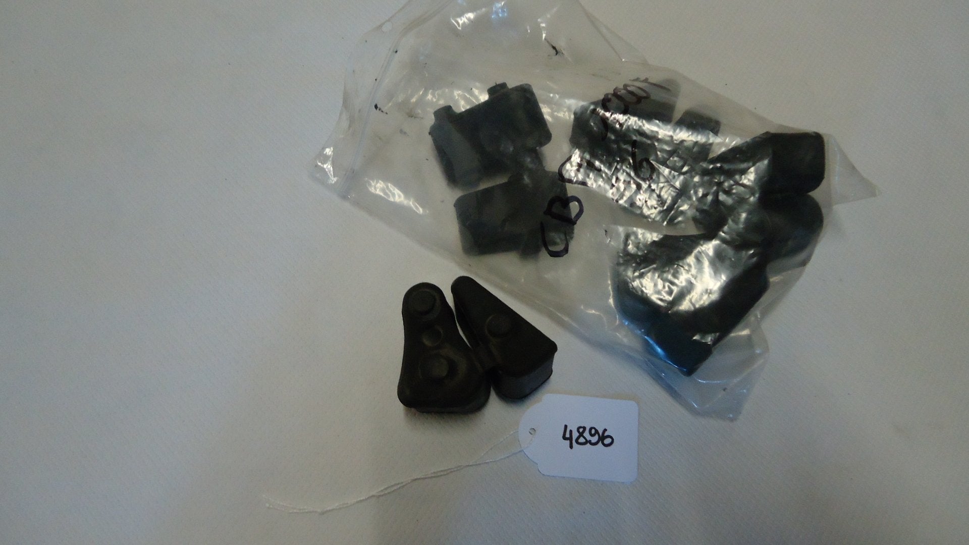 CBR1000F 1993 - 1996 Honda Rubber D1-21860