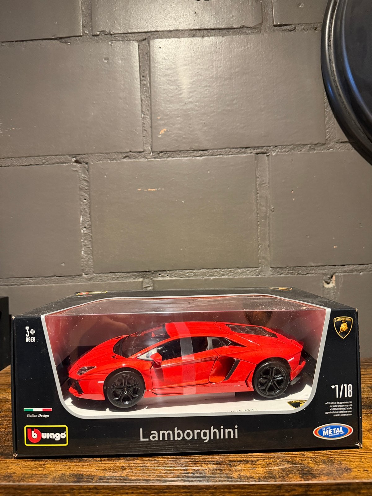 Lamborghini Aventador, Ophalen, Zo goed als nieuw