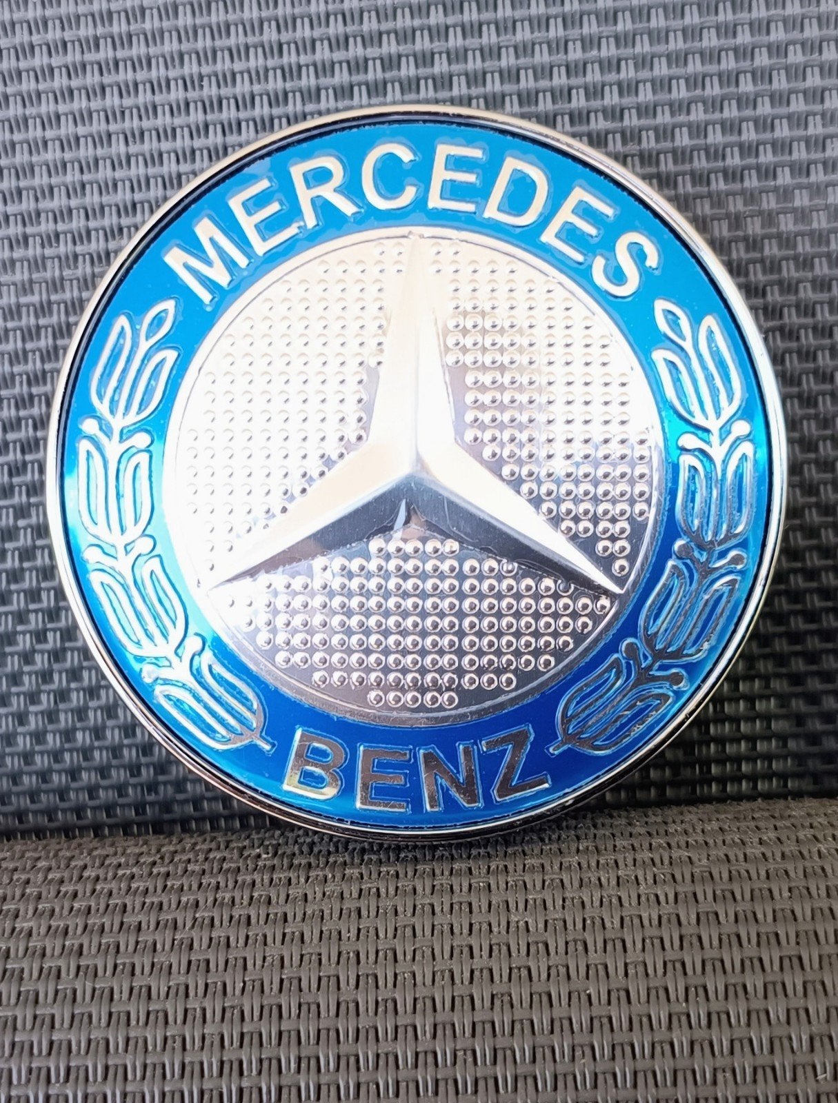 Superbes enjoliveurs Mercedes de 6 cm, Enlèvement ou Envoi