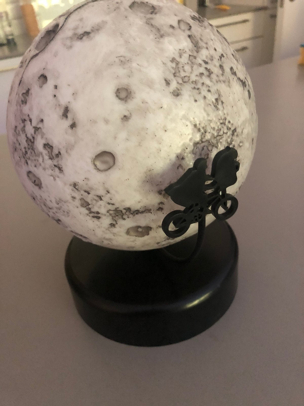 E.T moon mood light, Maison & Meubles, Neuf, Enlèvement ou Envoi, Globe céleste, Plastique