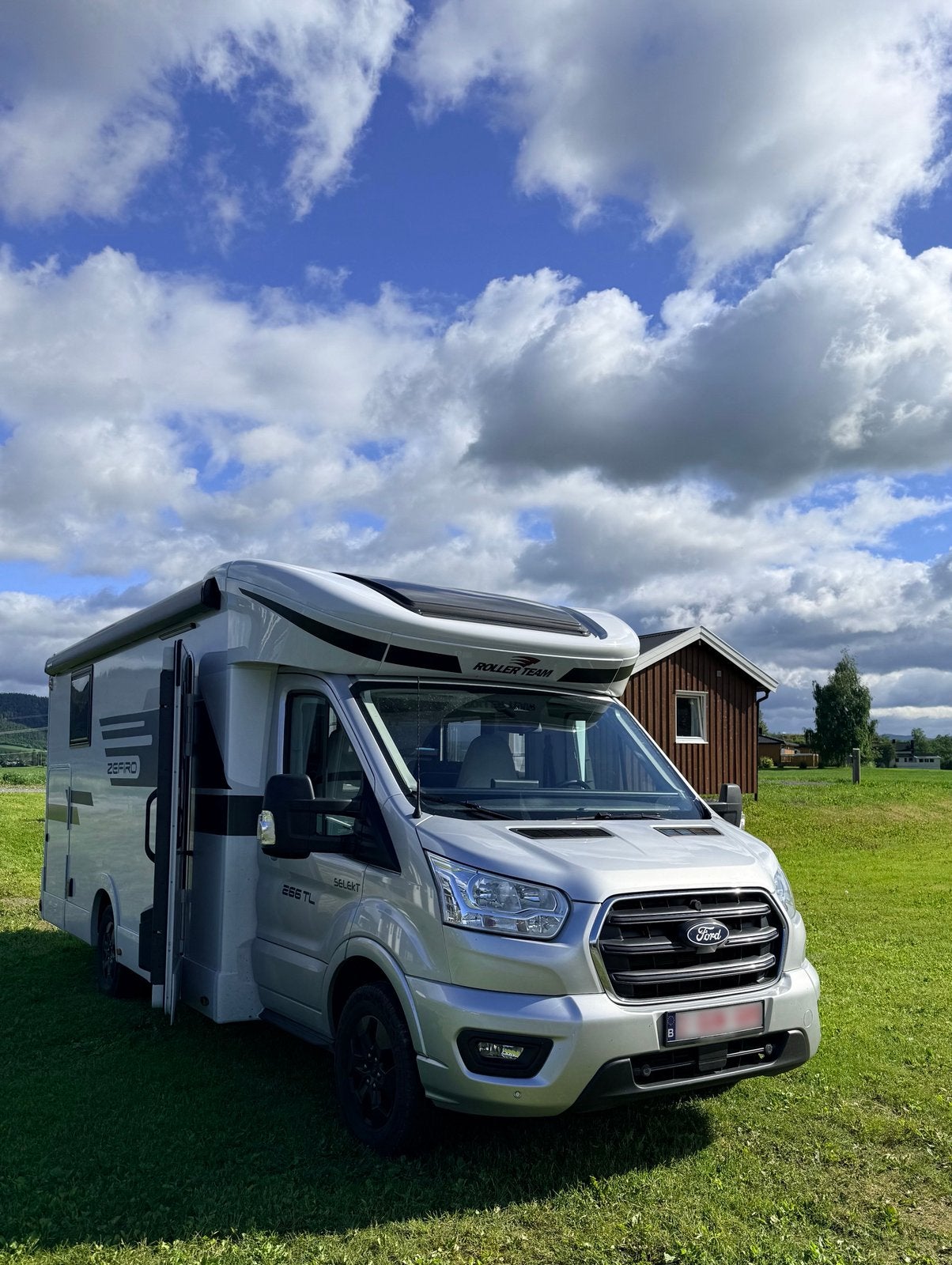 Rollerteam Zefiro 266TL, Ford 165 pk automaat 04/2025, Caravans en Kamperen, Mobilhomes, Ringverwarming, Ford, Diesel, Particulier