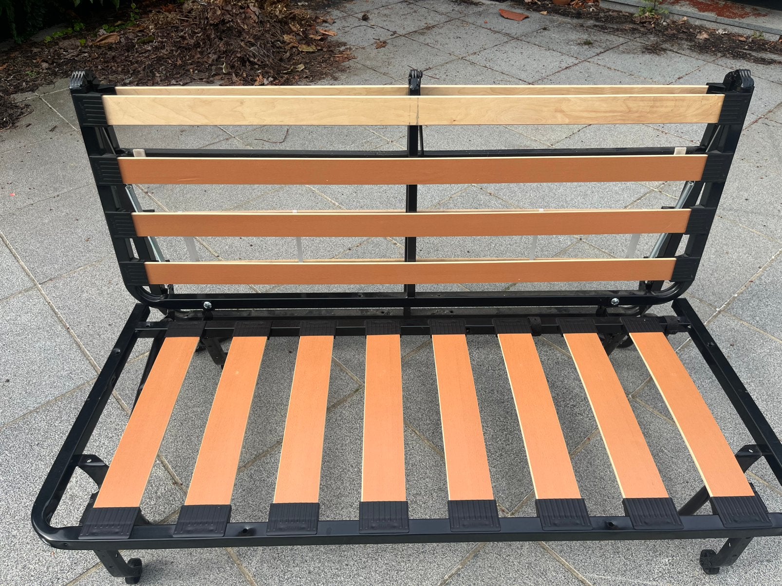 Slaapbank - futon 140 cm breed, Huis en Inrichting, Ophalen, Zwart, Tweepersoons, 140 cm
