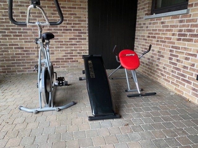 3 fitnesstoestellen, Sport en Fitness, Ophalen, Gebruikt, Benen, Spinningfiets