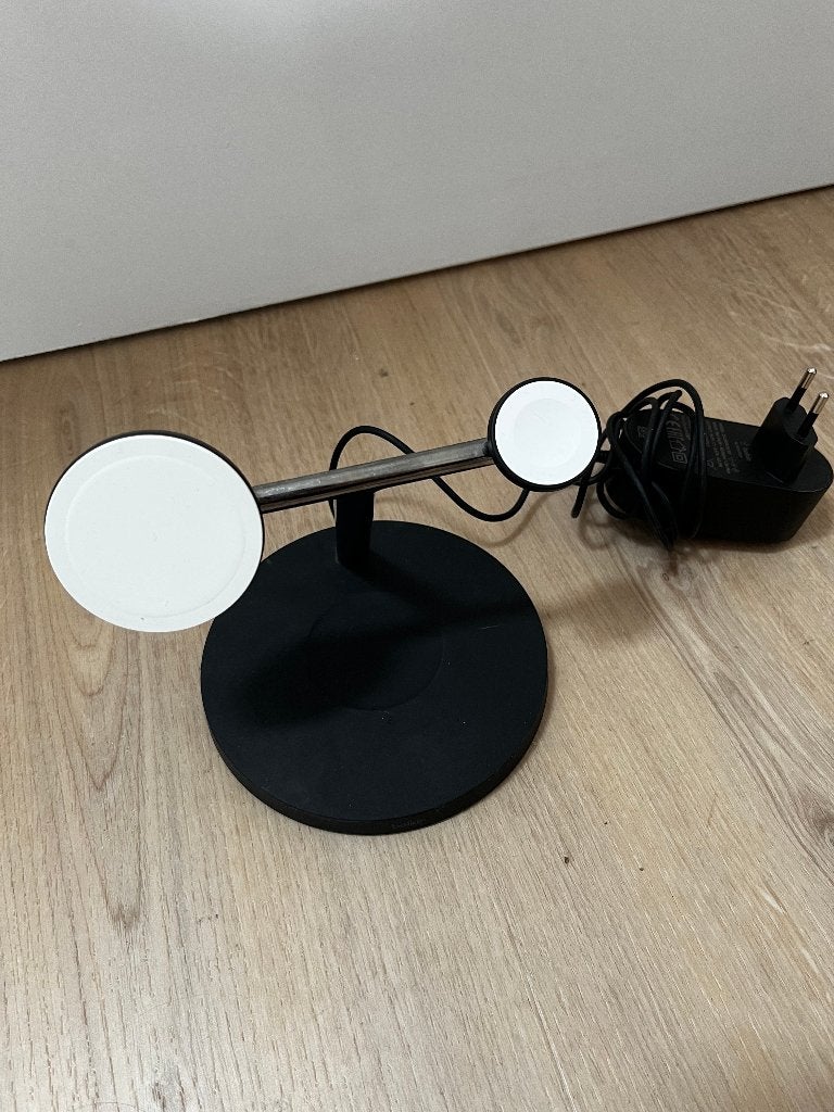 Belkin 3-in-1 magnetic wireless charger, Télécoms, Chargeur sans fil, Comme neuf, Enlèvement, Apple