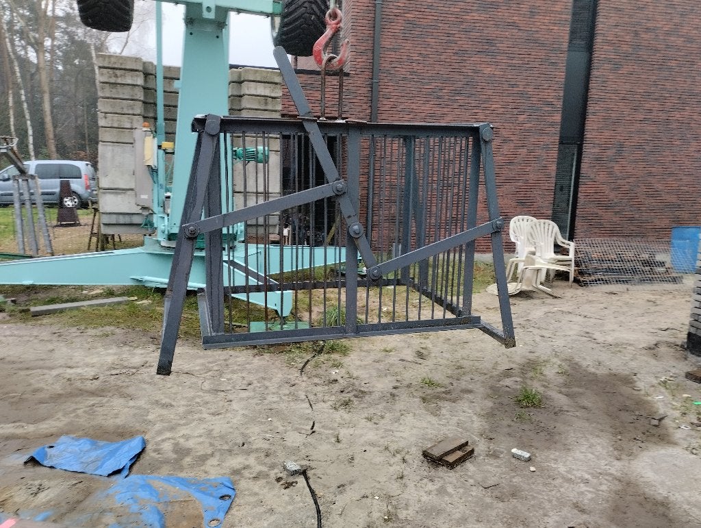 steenkorf voor bouwkraan, Zakelijke goederen, Ophalen, Hijswerktuig