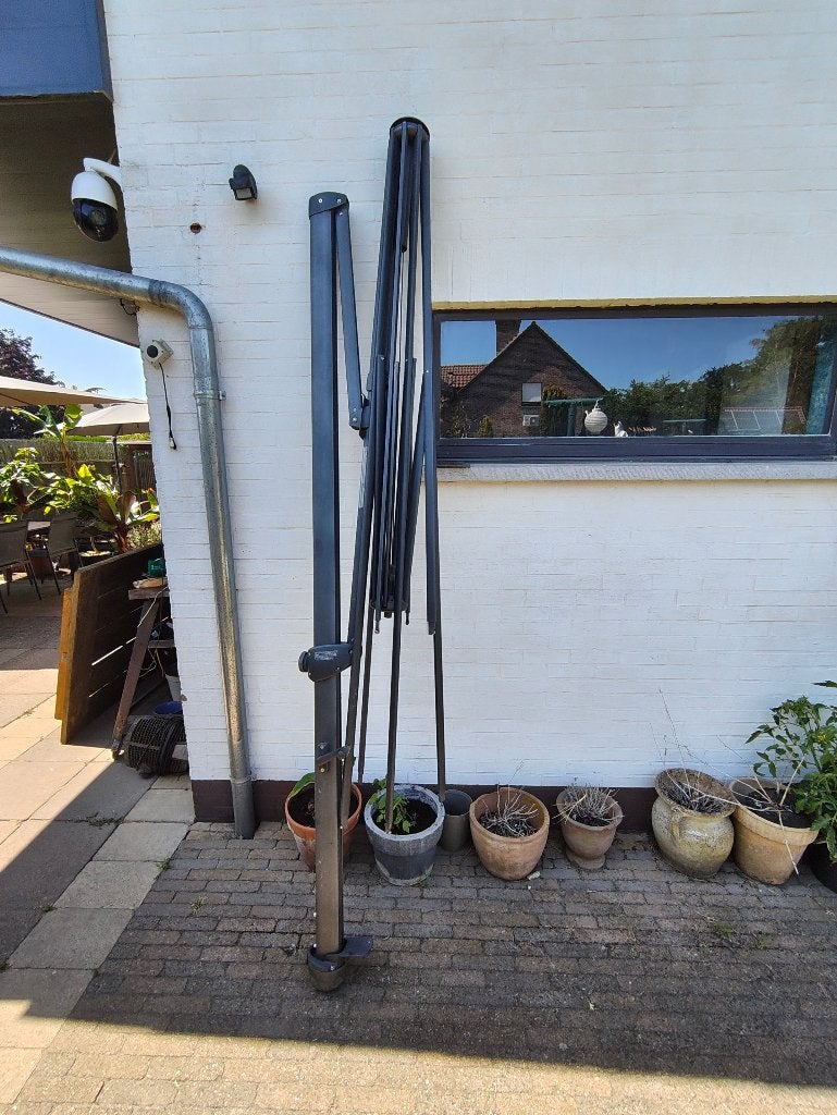Zweefparasol zonder doek., Tuin en Terras, Ophalen, Verstelbaar, Gebruikt, Zweefparasol