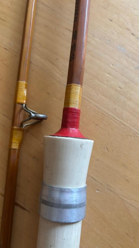 vintage split cane vishengel – 2-delig, Watersport en Boten, Ophalen of Verzenden, Gebruikt, Werphengel